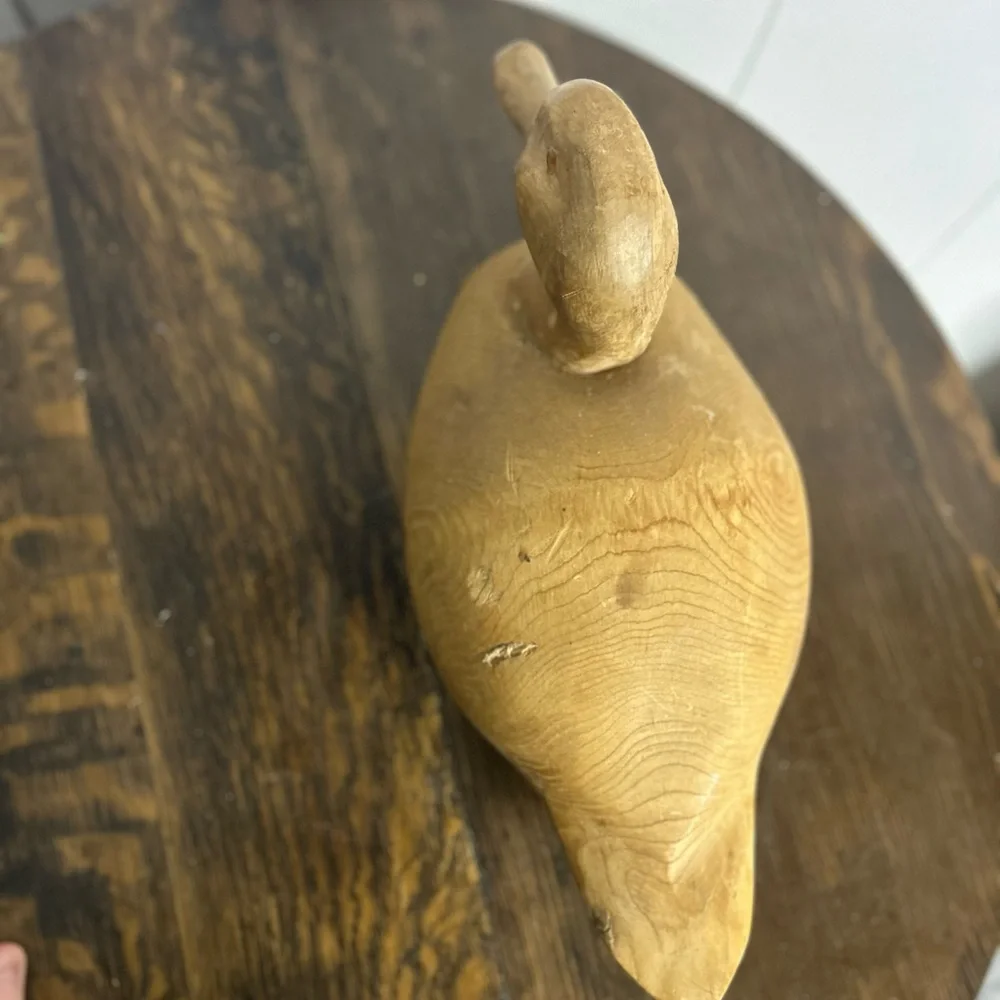 Vintage Hand-Carved Wooden Duck Sculpture in Natural Wood Tone - Picture 3 of 4